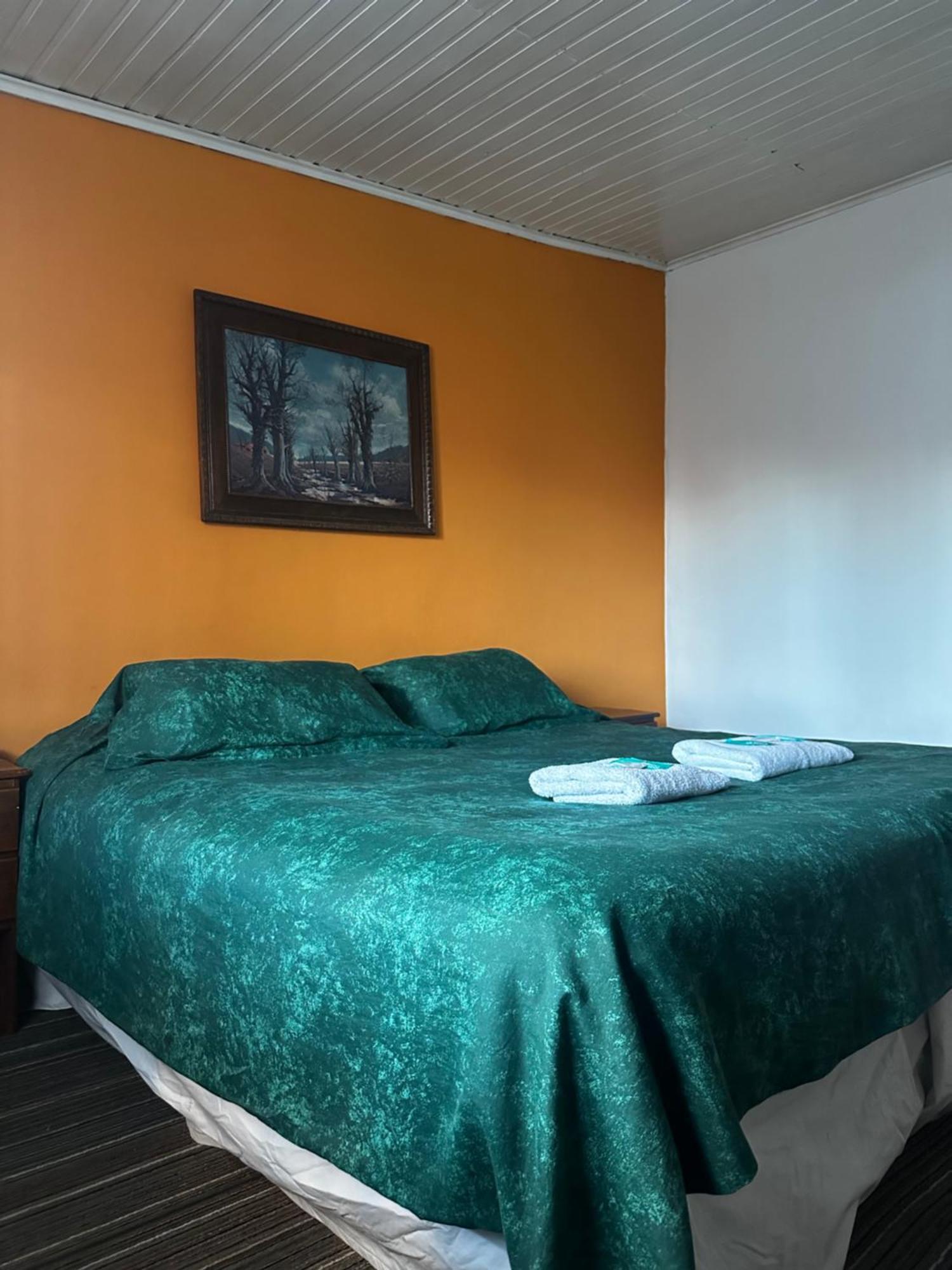 Amancay, Hostal Patagonico Hotel เอลกาลาฟาเต ภายนอก รูปภาพ